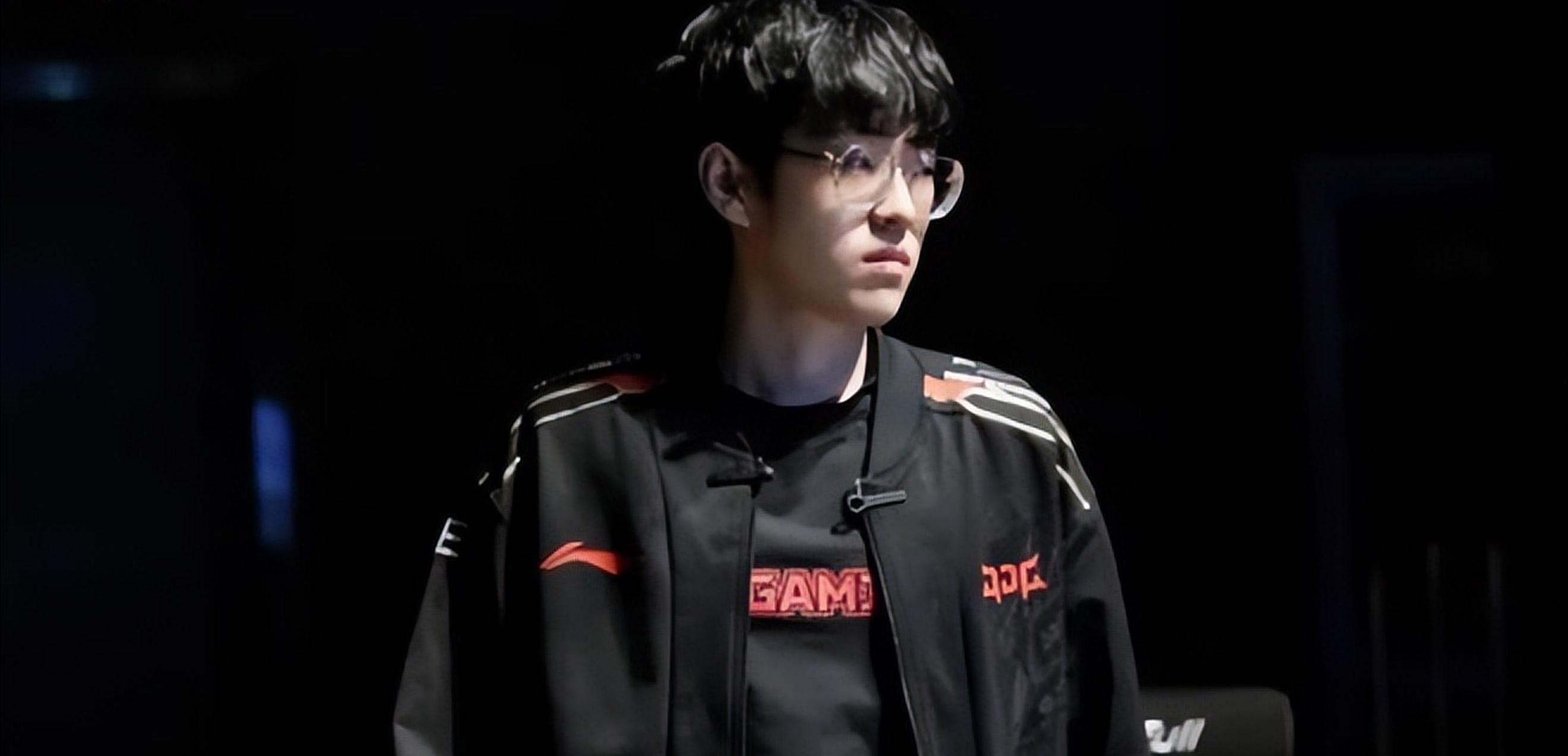 开云在线开户-Scout新星出色防守表现突出,MAD前途光明!气势如虹延续-开云在线开户