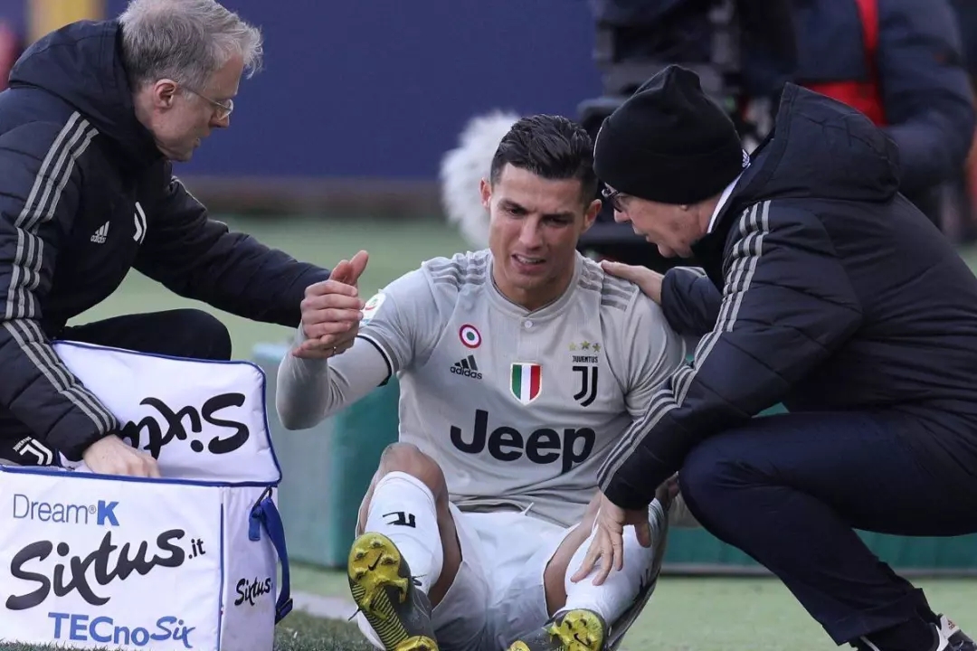 集结日托特纳姆备战意大利杯；扳平良机细节曝光；媒体盛赞；心理建设被强调