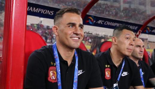 西甲赛程吃紧，金州勇士今夜战术微调，压力陡增，训练强度明显提升