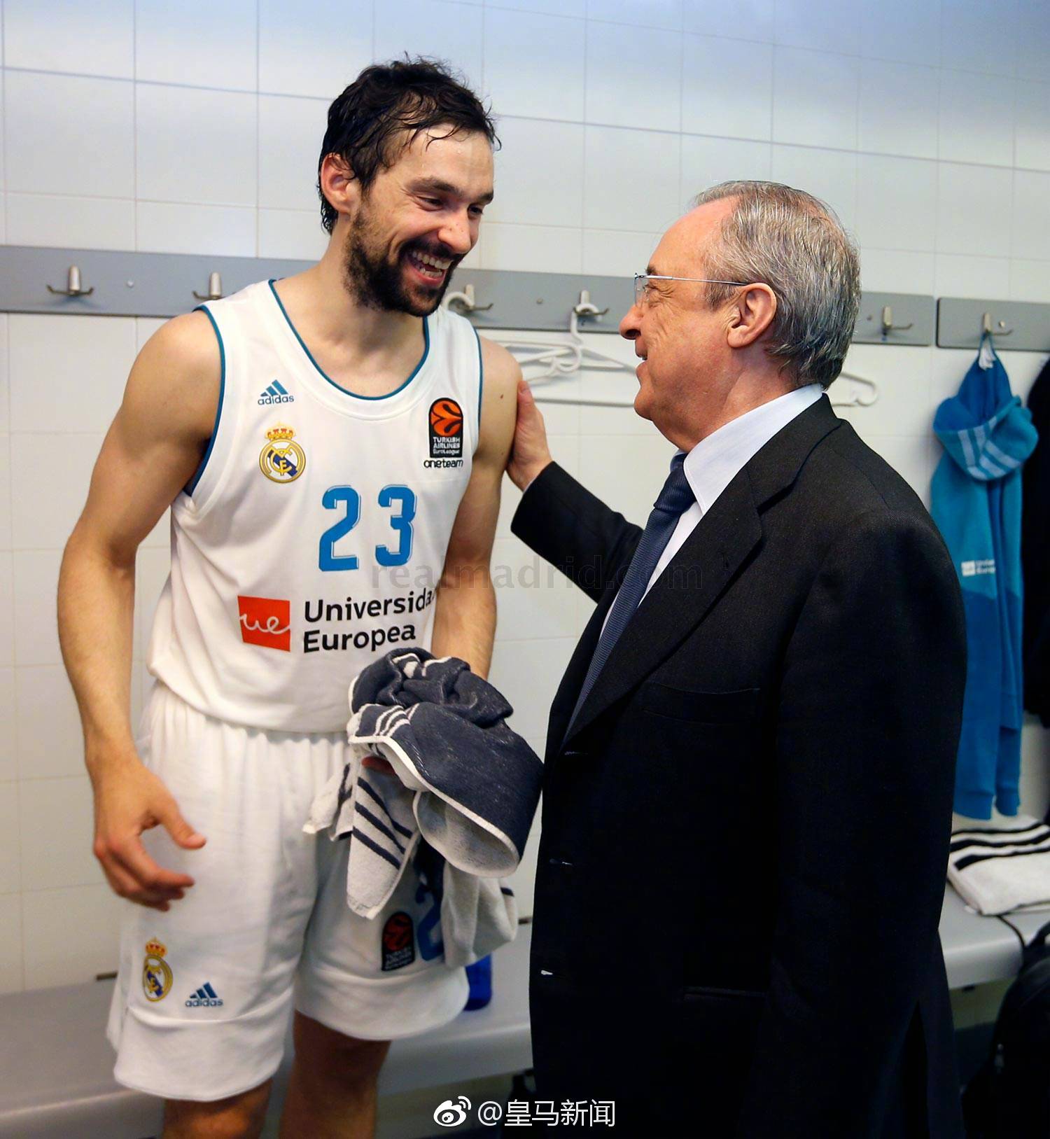 里程碑夜！夏洛特黄蜂伤情更新；欧冠转会期刷纪录；媒体盛赞；更衣室氛围转暖的简单介绍